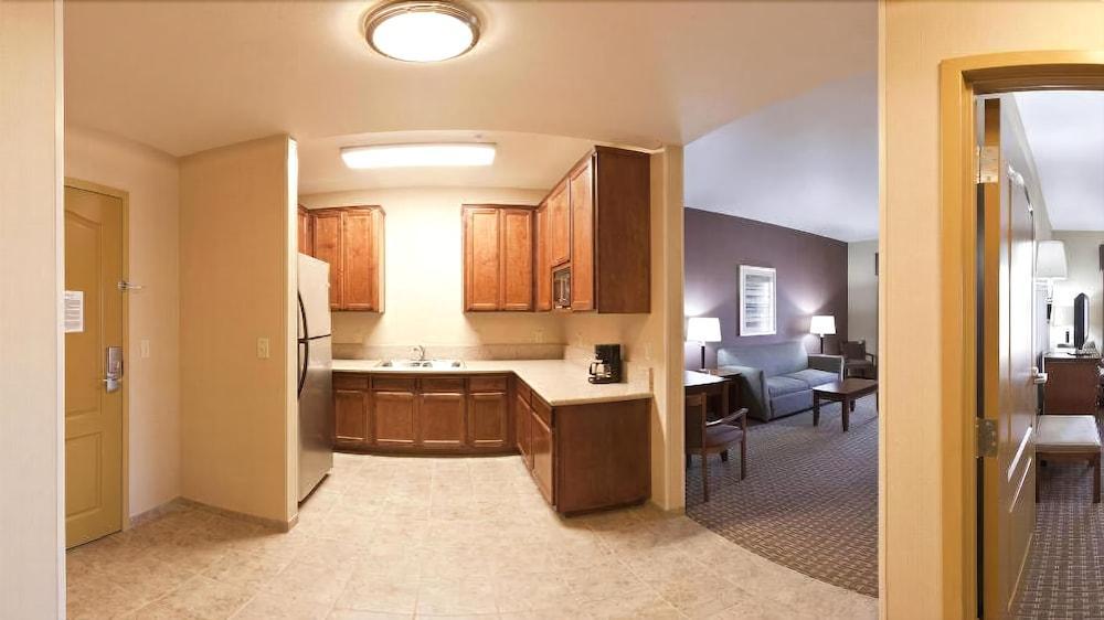 Holiday Inn Express Hotel & Suites Willows By Ihg Dış mekan fotoğraf