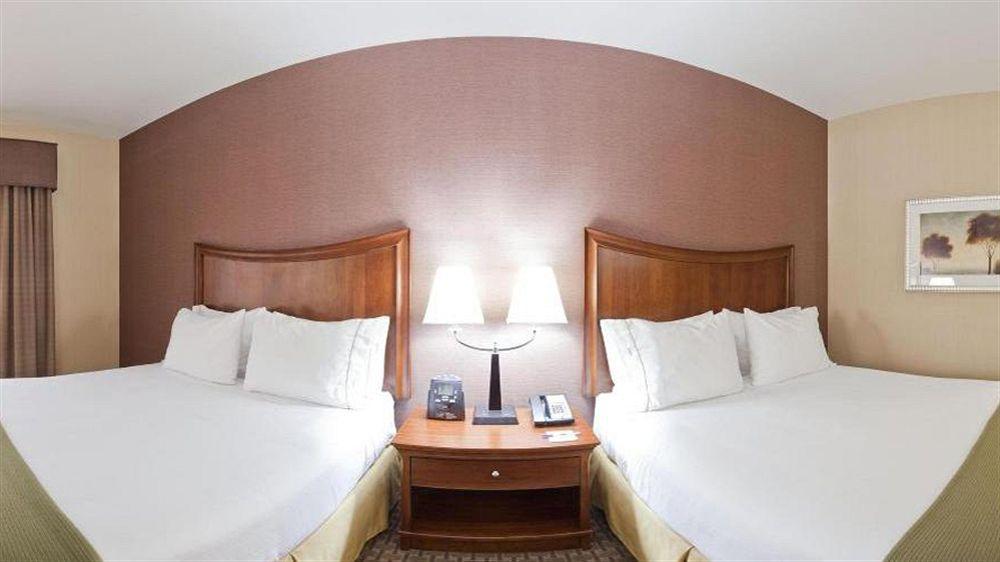 Holiday Inn Express Hotel & Suites Willows By Ihg Dış mekan fotoğraf