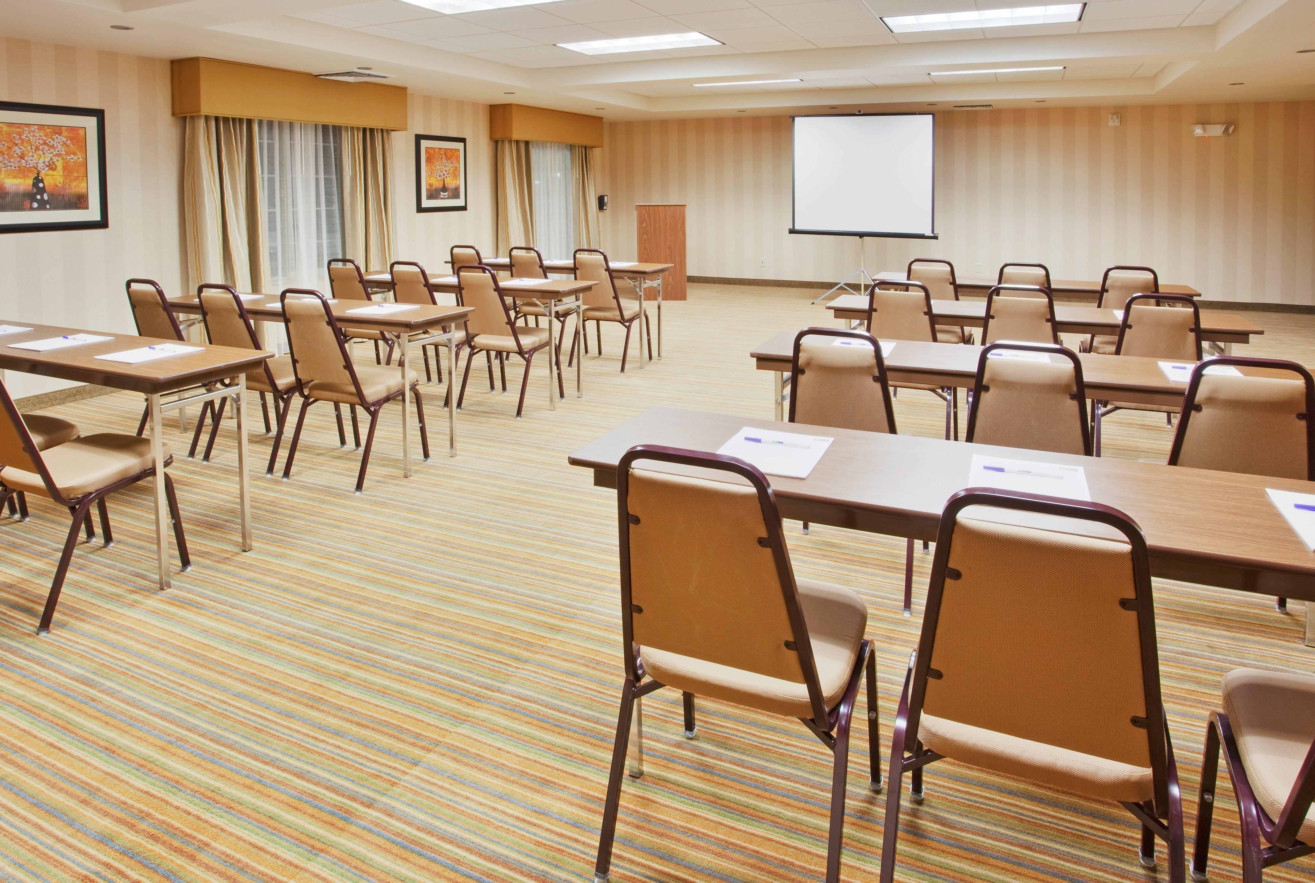 Holiday Inn Express Hotel & Suites Willows By Ihg Dış mekan fotoğraf