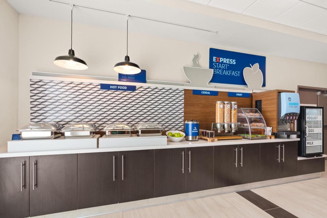 Holiday Inn Express Hotel & Suites Willows By Ihg Dış mekan fotoğraf