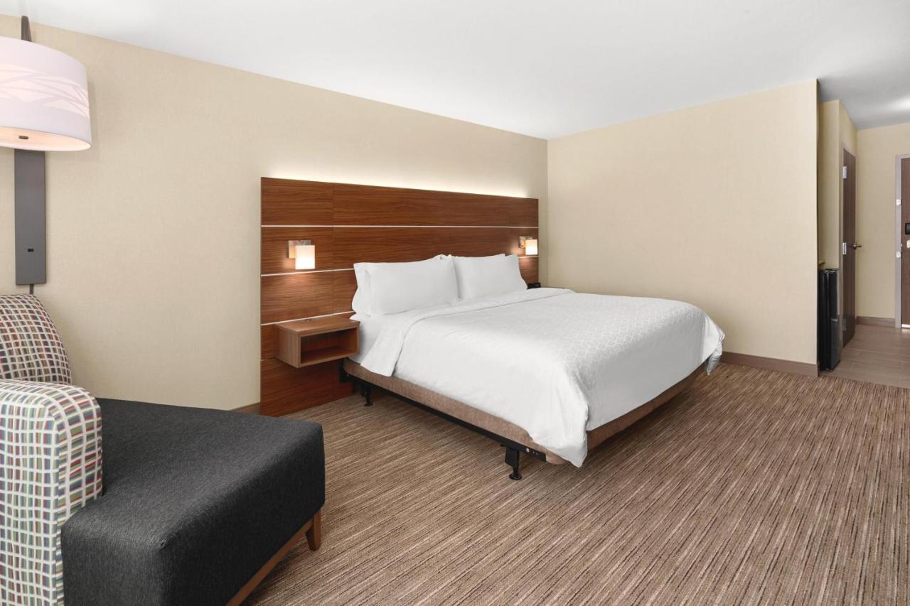 Holiday Inn Express Hotel & Suites Willows By Ihg Dış mekan fotoğraf